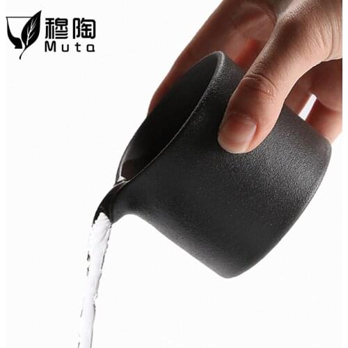 Fair cup ceramic tea divider stoneware black pottery retro Japanese handmade tea ceremony zero-match Kung Fu tea set Xiaoyuanhai