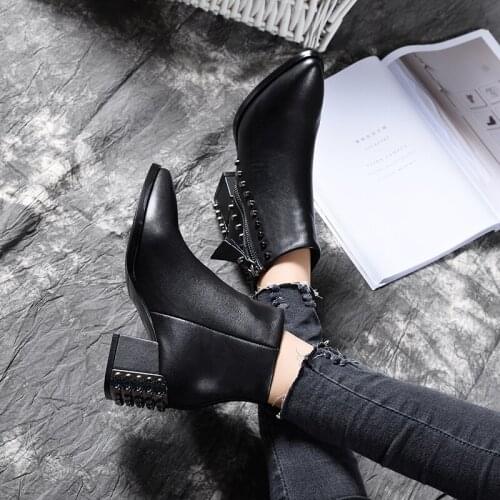 Autumn and winter Martin boots womens short boots British style pointed thick heel Plush rivet Leather Mid Heel Boots