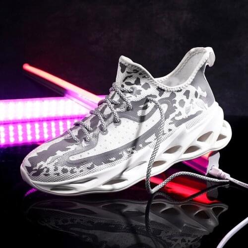 Air Mesh Blade Super Light Sneakers Newest Summer Breathable Men Shoes Slip-On Gym Training High Quality Leisure Anti-Slippery