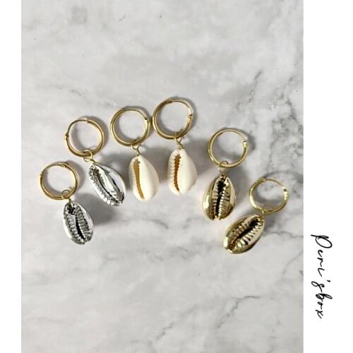 PerisBox Gold Color Cowrie Shell Hoop Earrings for Women 15mm Hoops Sea Shell Summer Earrings Boho Jewelry Pendientes Concha