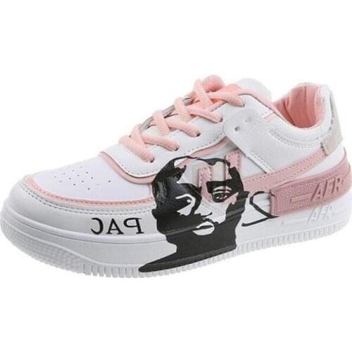 New ladies sneakers fashion color matching, light and comfortable, versatile casual large size sneakers shoes women