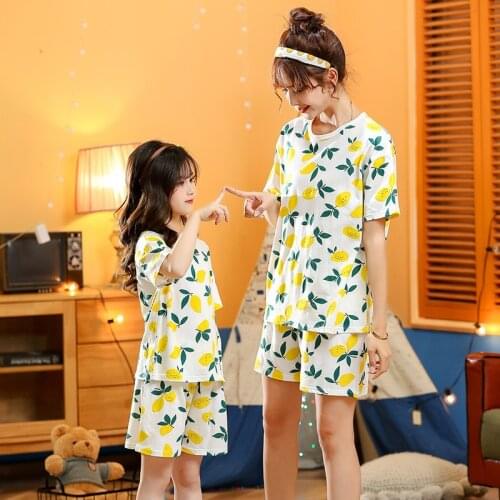 Family Kids Pyjamas Sets Women Sleepwears Summer Family Matching Pajamas Set for Daughter and Mother Baby Girls Nightweras