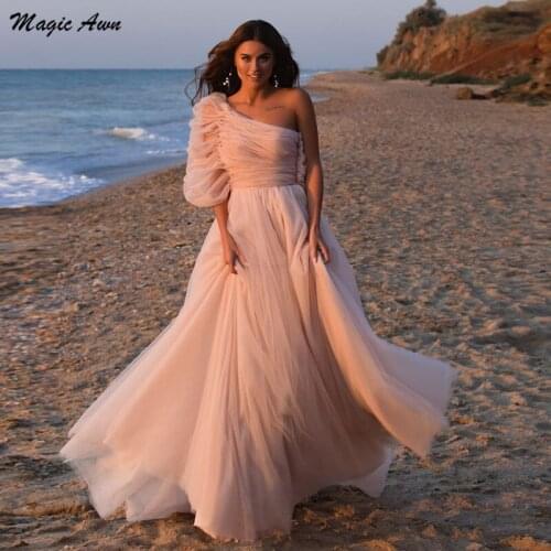 Magic Awn One Shoulder Pink Beach Wedding Dresses 2021 With Sleeves Illusion Bohemian Princess A-Line Bride Dress Simple Vestido
