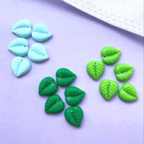 ZALEBABA 20pcs Flat back resin leaves necklace charms very cute keychain pendant necklace pendant for DIY earring