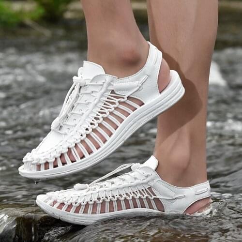 Men Sandals Summer Fashion Outdoor Woven Slippers Water Shoes Beach Roman Platform Comfortable Sandalias Hollow Sneaker Big Size