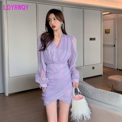 LDYRWQY 2021 clothes womens autumn new style V-neck gradient purple irregular bag hip puff sleeve dress