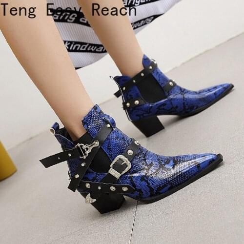 2021New Ladies Chunky High Heels Ankle Boots Pointed Toe Buckle Rivet Boots Women Party shoes Motorcycle Western Cowboy Boots