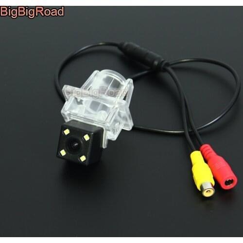 BigBigRoad For Mercedes Benz E Class W212 2009~2016 Camera Connect Original Factory Screen Monitor / HD Rear View Back Up Camera