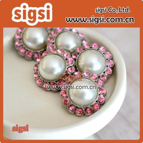 Bran-new design various pink acrylic rhinestone button