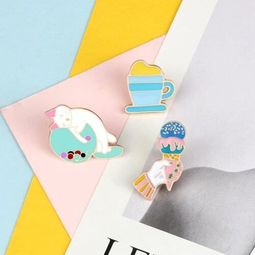 Creative Ice Cream Brooches Lovely Lazy Cat Cup Enamel Pin Cartoon Badges Bag Shirt Jackets Lapel Button Pins Jewelry for Women