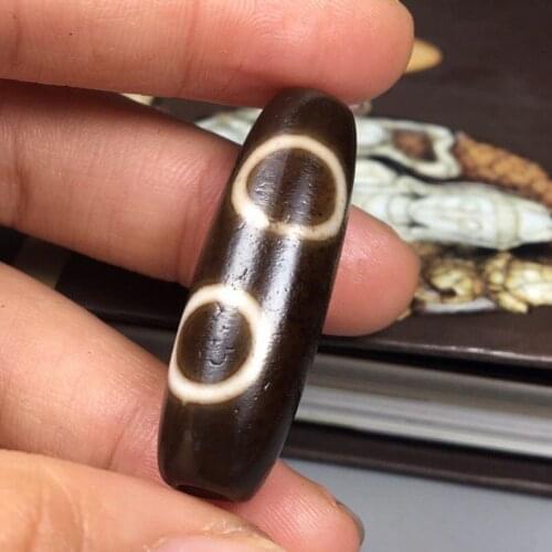 Reflowing old material in Tibetan area, high oil, special three-eyed dzi and horseshoe pattern, clear, mellow, and gorgeous colo