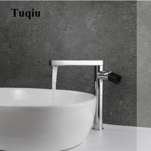 Chrome brass single handle hot and cold 360 degree rotating bathroom basin faucet