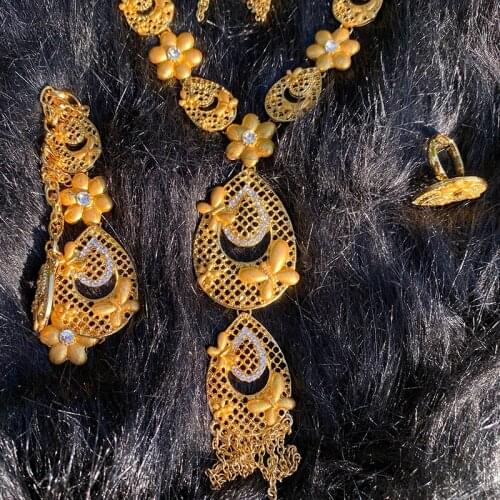 Dubai gold jewelry sets for women Arab Necklace Bracelet earrings ring set African bridal wedding gifts collares jewellery