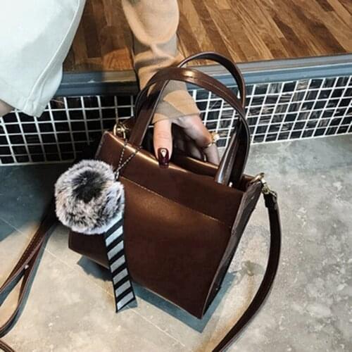 Retro Handbag Womens Bag 2021 Summer New High Quality PU Leather Shoulder Bag Buckle Messenger Oily Leather Small Square Bag