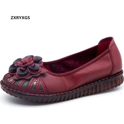New Top Soft Cowhide Leather Shoes Flat Shoes Classic Flowers Women Fashion Shoes Soft Sole Comfortable Shoes Mom Casual Shoes