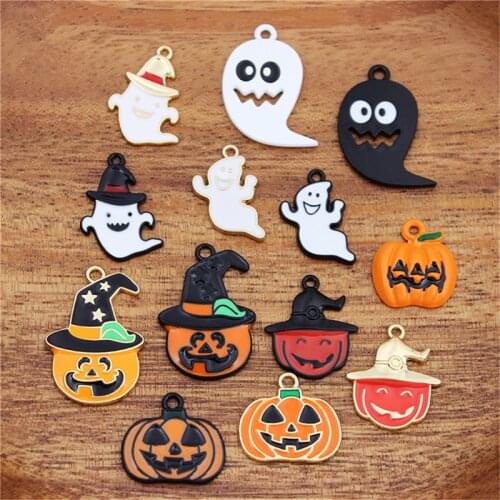Julie Wang 10PCS Enamel Halloween Charms Random Mixed Ghost Pumpkin Alloy Pendant Bracelet Jewelry Making Accessory