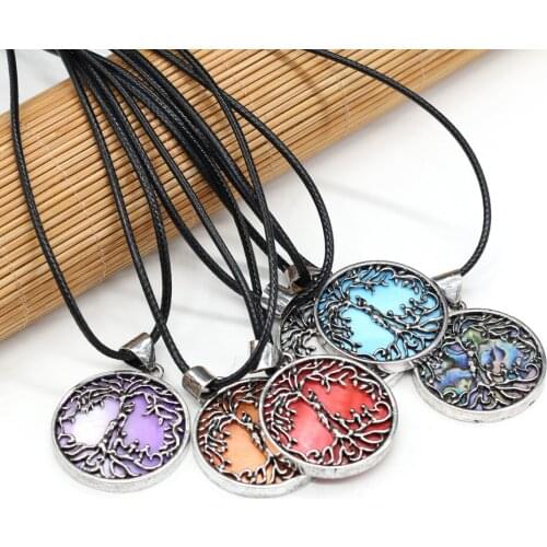 Natural Shell Necklace Retro Round Temperament Pendant for Men Women Couples Love Romantic Charm Jewelry Gifts 33x38 mm