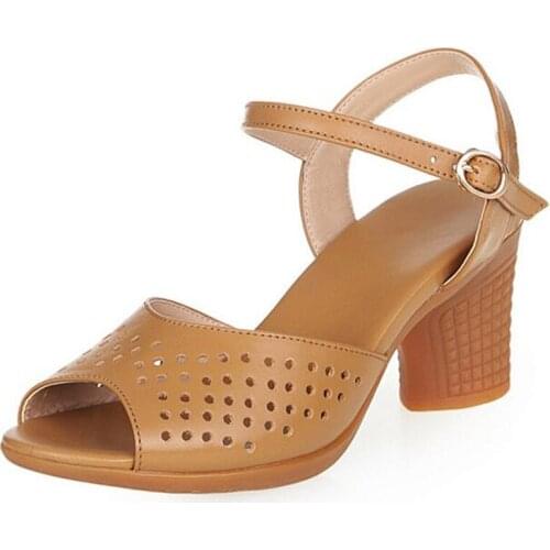 2021 Big Size Cowhide Hollow Open Shoes Woman Summer Sandals Comfort Soft Non-slip Wear Leather Sandals Summer Fashion Sandals