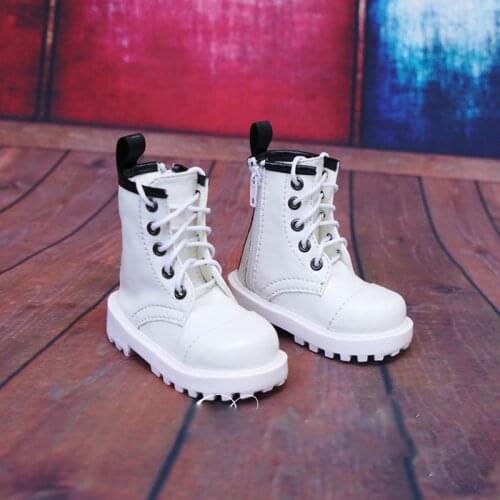 1/3 1/4 White Shoes One Pair Boots Shoes For BJD SD Dolls Accessories