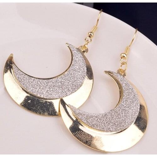 2018 New personality new moon retro ladies scrub earrings antique heart hollow pendant earrings new moon earrings
