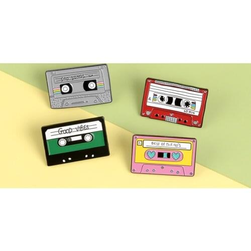 Old music tape CD enamel pin 90s best song library brooch jewelry vintage badge punk lapel pin commemorative gift for friends