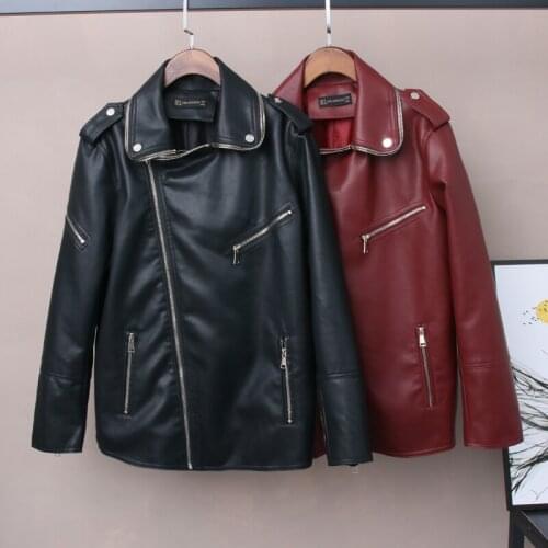Motorcycle Punk Leather Coat Female Zipper Rivet Outerwear Autumn Winter Women Faux Leather Jacket Casual Loose Soft Pu