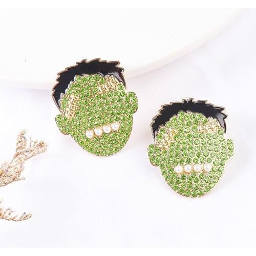 2021 Wholesale New High Quality Womens Earrings Jewelry Accessories Personality Cut Geometric Exquisite Girl Earrings Preferred