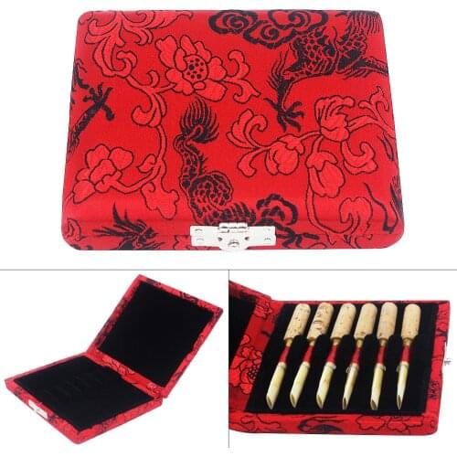 Red Lightweight Non-deformed Solid Wood & Cloth Oboe Reeds Storage Box Wood Case with Exquisite Dragon Embroidery for 6 Reeds