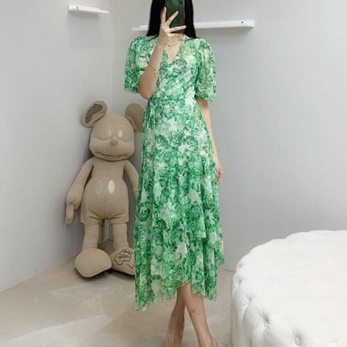 Women Dress Spring / Summer 2020 Dress Fashion V-neck Rose Print Midi Dress