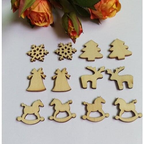200Pcs Mixed Xmas Series Wooden Buttons DIY Scrapbook Craft Clothing Decor Button Christmas Gift Accessories