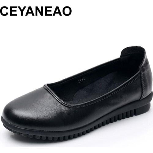 CEYANEAO Soft womens comfortable working shoes made of genuine leather womens shoes with low heels Black slip-ons casual shoes