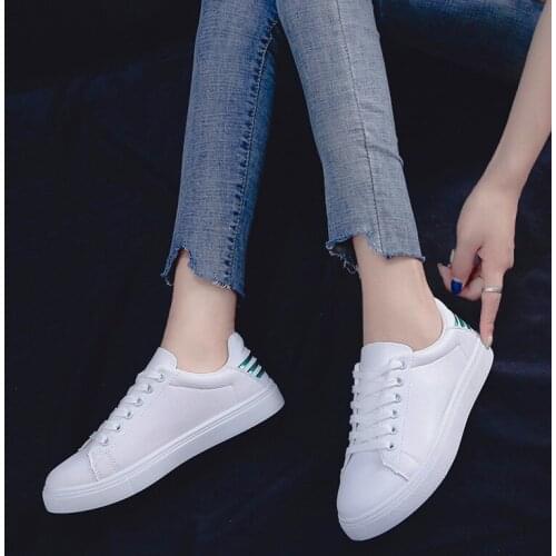 New Small White Shoes Youth Trend Wild Breathable Flat Heel Rubber Sole Wear Resistant Low Casual Sports Shoes Womens Shoes