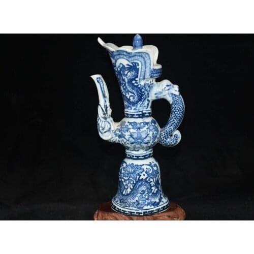 Chinese Antique Handmade Dragon design Blue and White Porcelain flagon QianLong