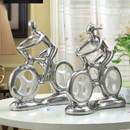 CREATIVE SINGLE BUS COUPLES STATUE LUCKY CARTOON ART SCULPTURE CERAMIC CRAFT MODERN HOME DECORATIONS ORNAMENT WEDDING GIFT R4735