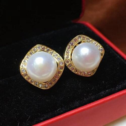 Classic Gold Plated Imitation Pearl Stud Earrings Female Elegant Banquet Earrings Wedding Engagement Bridal Jewelry Lovers Gift