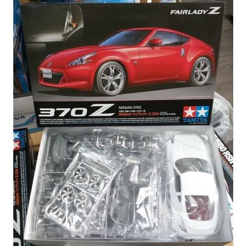 Nissan 370Z Tamiya 1/24 plastic model kit 24315