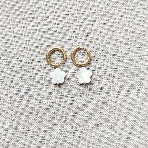 High Quality Stainless Steel Hoop Earrings Women Fashion Petal Shape Shells серьги висячие Travel Jewelry 2021 orecchini donna