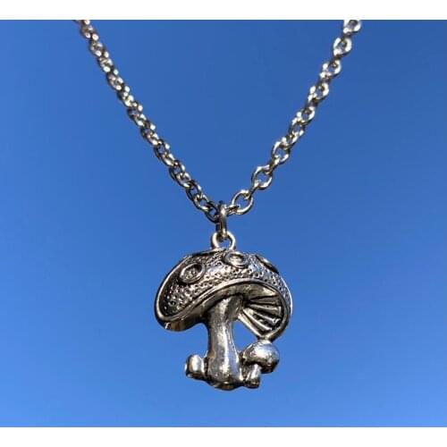 Fashion Statement Magic Mushroom Pendant Necklace For Women Bead Chain Choker Jewelry Punk Goth Gothic Wicca Accessories