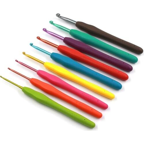 9pcs/set QJH Aluminum Crochet Hooks Hand Needles TPR Soft Plastic Handle knitting Needles Weaving Needles Sewing Tools