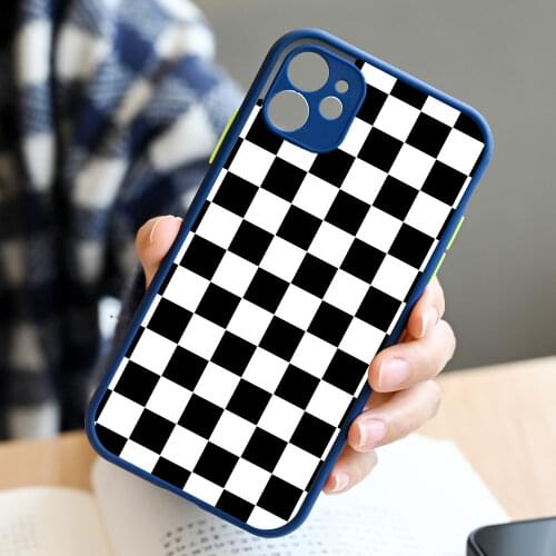 GYKZ Checkerboard Plaid Checkered Fitted Case For iPhone 7 SE2 11 Pro XS MAX XR X 8 6 Plus Grid Silicone Hard Phone Cover Fundas