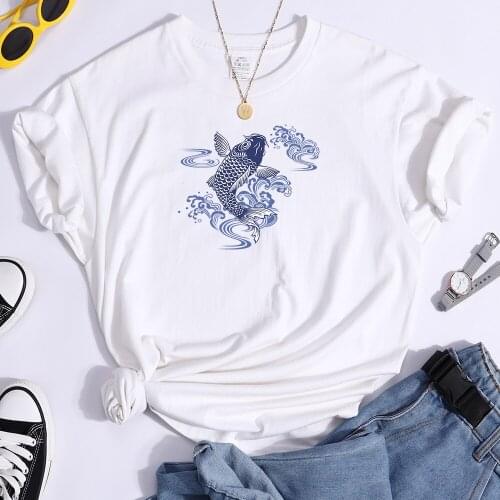 Cyprinus Carpio Haematopterus Koi Women T Shirts Vintage Top Fashion Style Tee Shirt Oversize Tee Summer Hip Hop Female T-shirt
