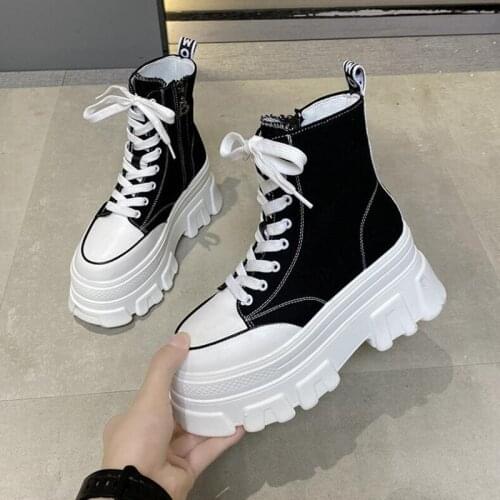 High Top Sneakers Women Vulcanized Shoes 2021 Fashion Buckle Breathable Thick Sole Designer Platform Sneakers Women Basket Femme