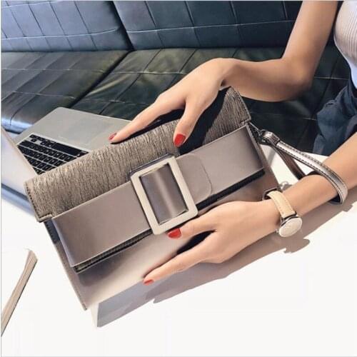 Womens Envelope Bag Luxury High Quality PU Bow Messenger Bag Simple Short Handle Bag Fashion Evening Dress Females Bag