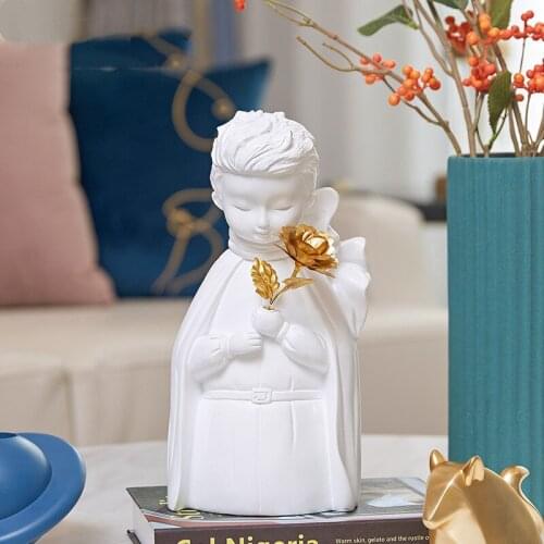 [VIP] Nordic Resin Crafts Squirrel Wishing Boy Little Prince Modern Ornaments Creative Home Decoration Accessories