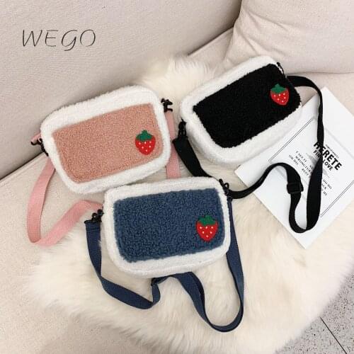 Plush Shoulder Bag Japanese Retro Harajuku Lamb Plush Female Embroidery Fruit Strawberry Cute Sisters Shoulder Messenger Bag