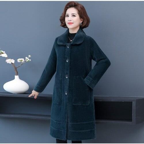 Middle-aged Womens Woolen jacket 2020 New Mom Winter Clothes Noble Lmitation Fur Mink Fleece Coat Keep Warm Coats Plus Size