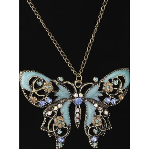 2021 Wholesale European and American Retro Hollow Rhinestone Butterfly Sweater Chain Necklace Jewelry Accessories for Women