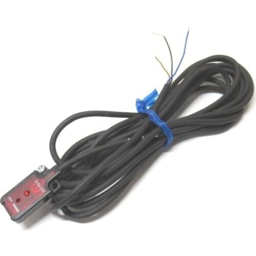 E3T-FD12 Photoelectric sensor with built-in amplifier Ultra-compact and ultra-thin diffuse reflection type