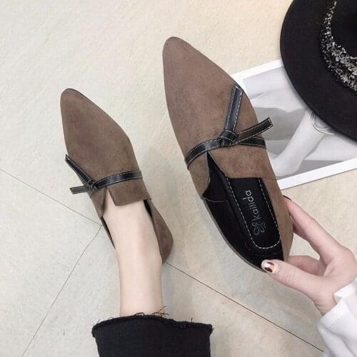 2020 New Spring And Autumn Ladies Flat Shoes Fashion Professional High Quality Wild Casual Mature Womens Singles Shoes B24-01