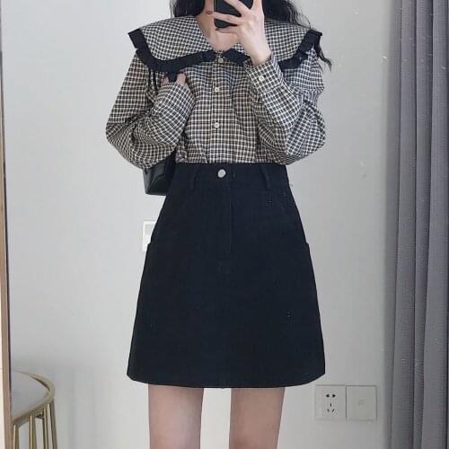 Spring New Womens Clothing 2021 New Korean Style Doll Collar Plaid Shirt + Black Short Skirt Two-piece Suit